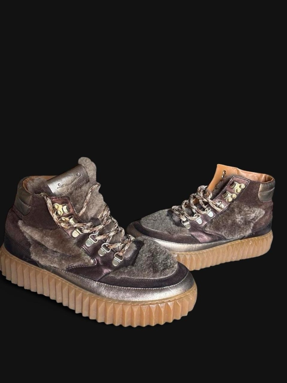 Women’s brown High-Top Casual Sneakers